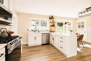 RARE opportunity to own a beautifully updated home just steps - photo 11