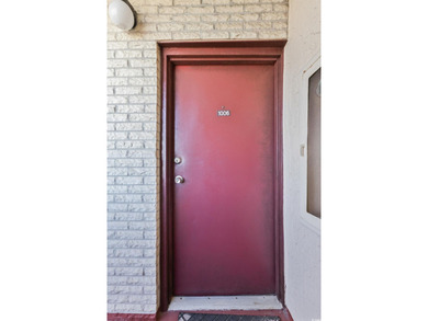 Back on the market -- no fault of the seller. Opportunity is