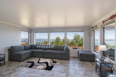 Perched on a high-bank overlooking the waterfront, this property - photo 9