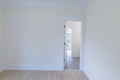 $10,000 in buyer's closing costs/prepaids and/or rate buy down - photo 37