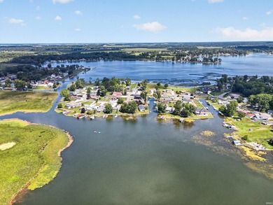 Charming Lakeside Retreat on Chapman Lake! Welcome to your cozy - photo 38