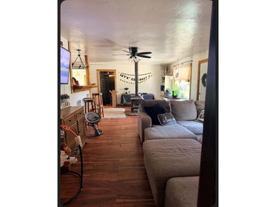 Beautiful property with stunning views of Mount Hough! This - photo 8