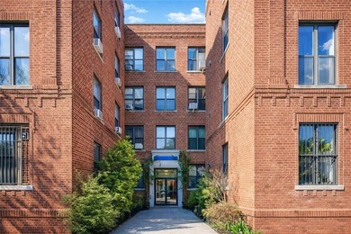 Welcome to 291 Martense St in the heart of Brooklyn, NY! This - photo 3