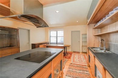 Welcome to 291 Martense St in the heart of Brooklyn, NY! This - photo 8