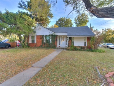 (private lake, pond, creek) Home For Sale in Oklahoma City Oklahoma