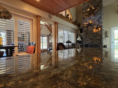 Gorgeous Fully Furnished Turn Key PRIVATE Lake home - photo 23