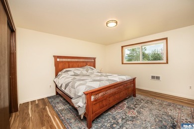 Beautiful four bedroom, 1896 sq. ft. home for sale in Sequim! - photo 10