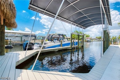 STUNNING CONTEMPORARY RESIDENCE ON BAYSHORE AVENUE! Boaters' - photo 13