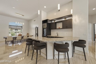 Step into a stunning open floor plan with breathtaking views - photo 4