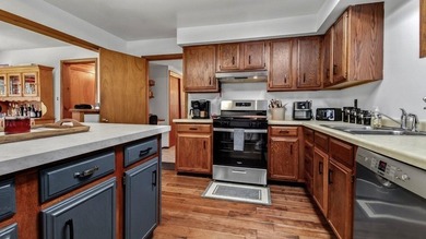 Peaceful waterfront property set on 4.29 acres with - photo 4