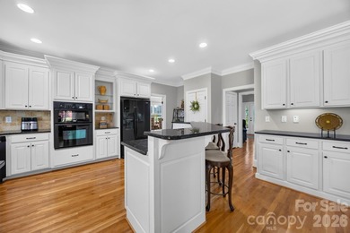 Welcome home to this stunning, all-brick custom-built residence - photo 15