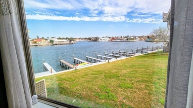 Premier Waterfront Living on Canoe Lake. Welcome to a