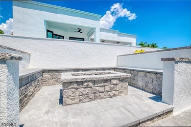 STUNNING CONTEMPORARY RESIDENCE ON BAYSHORE AVENUE! Boaters' - photo 16