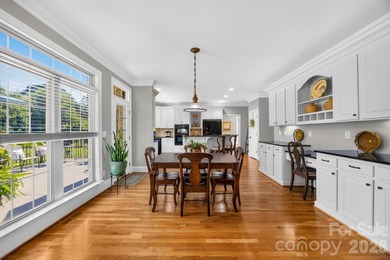 Welcome home to this stunning, all-brick custom-built residence - photo 18
