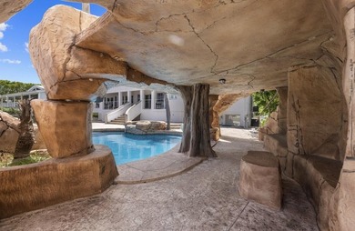 Private Helicopter Estate in the Florida Keys. Behind private - photo 18