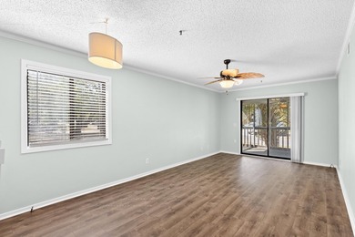 Welcome to Unit 109 in Eagle Lake, a beautifully updated - photo 19