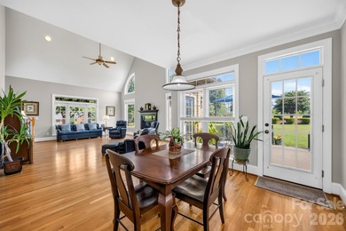 Welcome home to this stunning, all-brick custom-built residence - photo 20