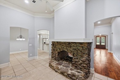 Welcome to Victoria Park, a gated community conveniently located - photo 21