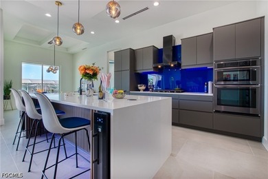 STUNNING CONTEMPORARY RESIDENCE ON BAYSHORE AVENUE! Boaters' - photo 22