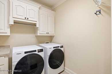 Welcome to Victoria Park, a gated community conveniently located - photo 22