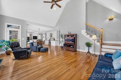 Welcome home to this stunning, all-brick custom-built residence - photo 24