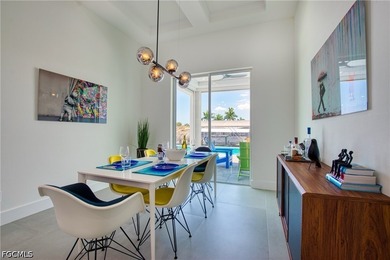 STUNNING CONTEMPORARY RESIDENCE ON BAYSHORE AVENUE! Boaters' - photo 24