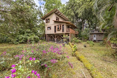 Tucked away in lush greenery in Hawaiian Paradise Park, this - photo 25