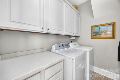 Welcome home to this stunning, all-brick custom-built residence - photo 27