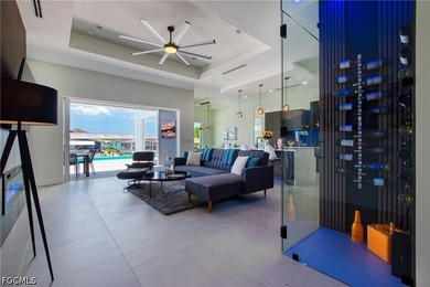 STUNNING CONTEMPORARY RESIDENCE ON BAYSHORE AVENUE! Boaters' - photo 29