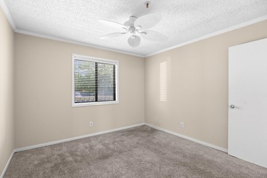 Welcome to Unit 109 in Eagle Lake, a beautifully updated - photo 34