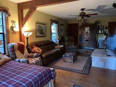 Welcome to this charming Lake Almanor West home, offering three - photo 4