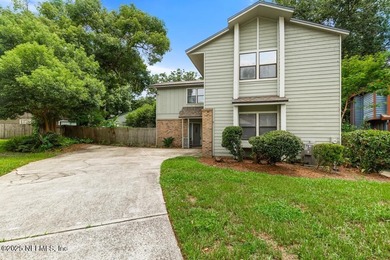 St. Johns River Home For Sale in Jacksonville Florida