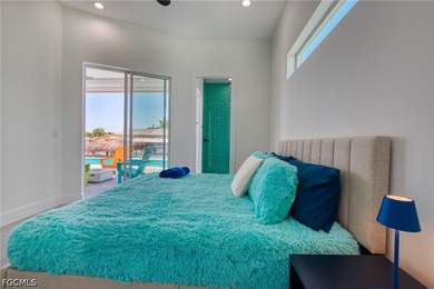 STUNNING CONTEMPORARY RESIDENCE ON BAYSHORE AVENUE! Boaters' - photo 43
