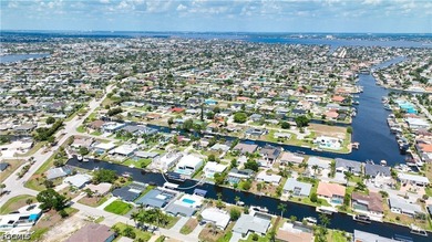 STUNNING CONTEMPORARY RESIDENCE ON BAYSHORE AVENUE! Boaters' - photo 46