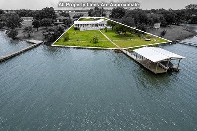 The ultimate lakefront escape, just in time for summer! Sitting - photo 2