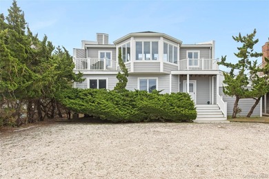 This Westhampton oceanfront beach house is an oasis of easy - photo 3