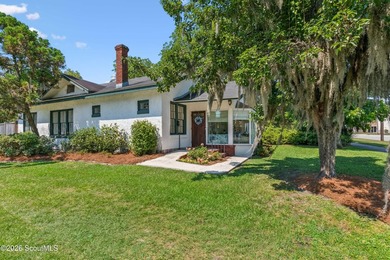 Exceptional opportunity to own a beautifully renovated, turnkey - photo 3