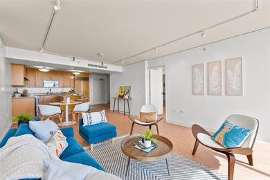 Welcome to Moana Pacific! This turnkey 2-bedroom, 2-bath