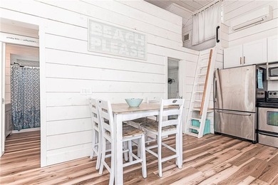 Welcome to your coastal escape in the desirable Roy Carpenter's - photo 12