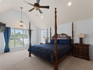 This beautiful, immaculate property is the sanctuary that offers - photo 13