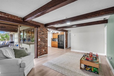 RELOCATION SALE - MOTIVATED SELLER. Exceptional opportunity to - photo 14