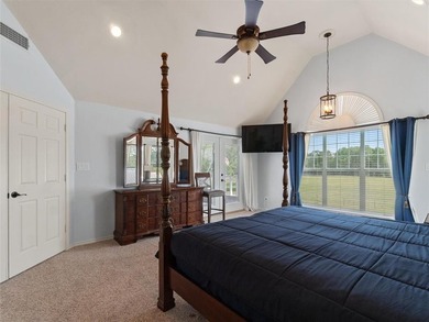 This beautiful, immaculate property is the sanctuary that offers - photo 14