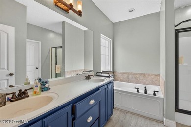 Don't miss this beautifully maintained, move-in ready home - photo 16