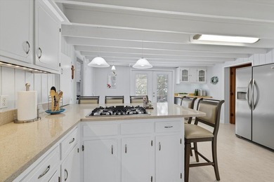Lake Talquin lakefront home, beautifully maintained and move-in - photo 8