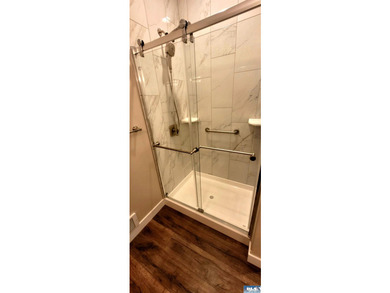 SELLER IS OFFERING FIVE THOUSAND DOLLARS TOWARD BUYERS CLOSING - photo 20