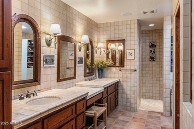 A Rare Private Retreat Set against the desert and bordering a