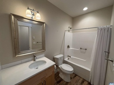 SELLER IS OFFERING FIVE THOUSAND DOLLARS TOWARD BUYERS CLOSING - photo 22