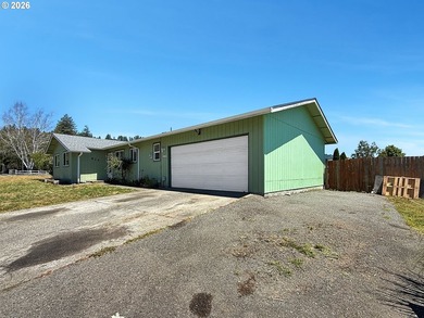 Conveniently located in an established Brookings neighborhood - photo 24
