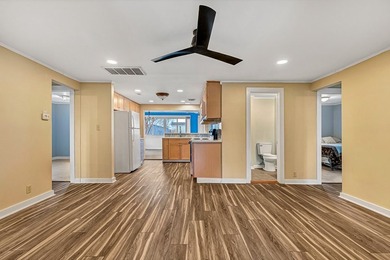 Renovated 4 Bedroom cottage in Rappahannock River Estates! Only - photo 26