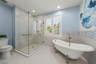 Wake up each morning to panoramic sunrise views and enjoy the - photo 28